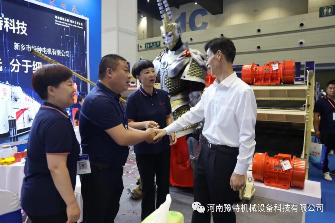 重磅——展會第一天，豫特科技～新特電機現(xiàn)場實況